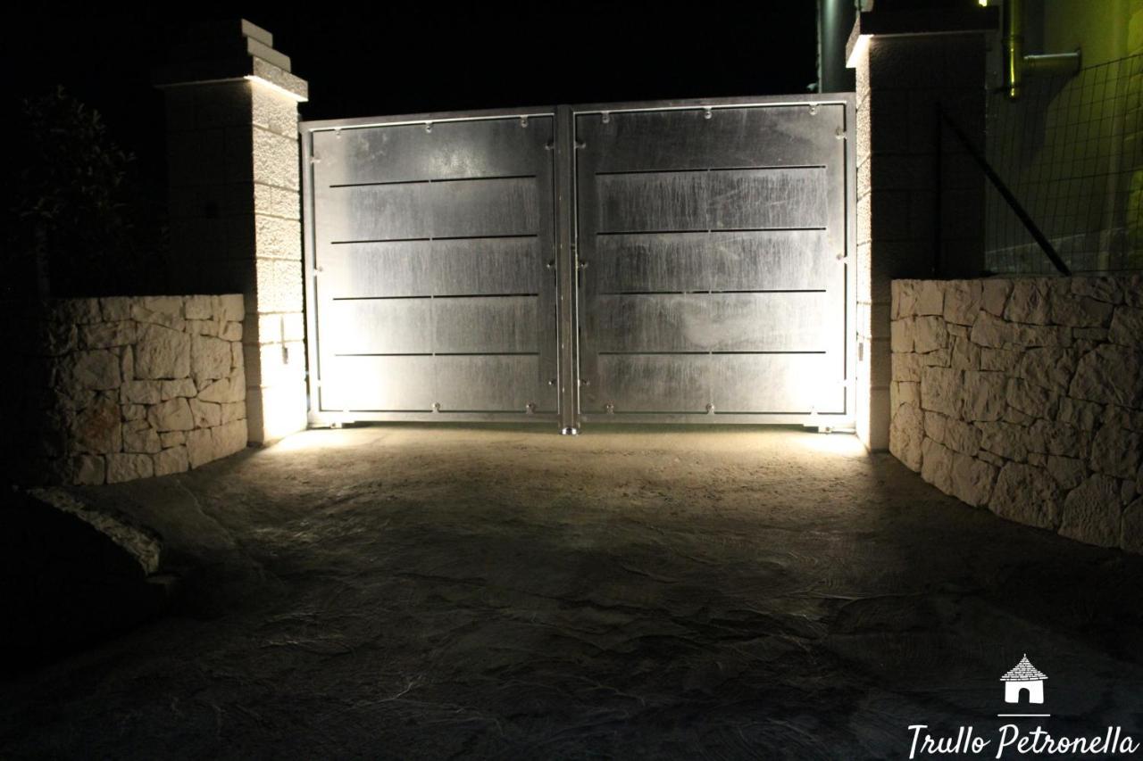 チステルニーノ Trullo Petronellaヴィラ エクステリア 写真